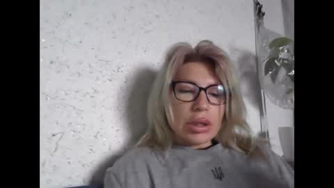 Snapshot of fox_red_lady7 chatting on April 2026 07:41:01 AM fox_red_lady7 online show from April 2026 07:41:01 AM