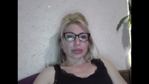 Snapshot of fox_red_lady7 chatting on May 2026 07:51:02 PM fox_red_lady7 online show from May 2026 07:51:02 PM