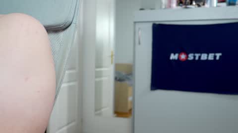 Snapshot of foxeslovefoxes chatting on January 2025 11:48:01 AM CUSTOM PHOTOS AND VIDEOS - online show from January 2025 11:48:01 AM