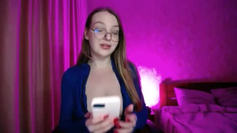 foxxialice online show from February 2026 05:30:01 PM