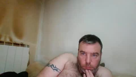 foxxx1982 online show from April 2026 09:19:01 PM