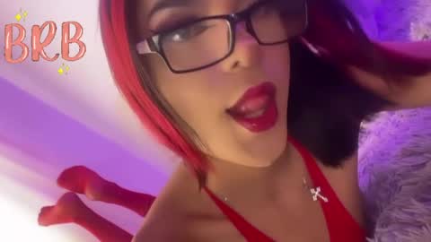 Santi  online show from May 2026 10:28:01 PM