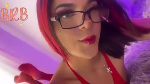 Santi  online show from May 2026 07:56:02 PM