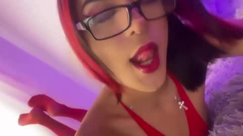 Santi  online show from May 2026 07:34:01 PM