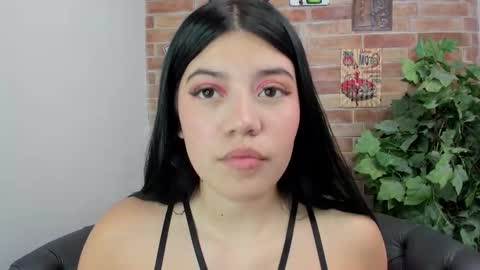 Snapshot of foxy__mia chatting on February 2026 11:08:01 AM foxy__mia online show from February 2026 11:08:01 AM