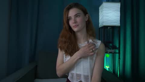 Snapshot of foxy_cute4you chatting on November 2025 07:03:03 PM Eva online show from November 2025 07:03:03 PM