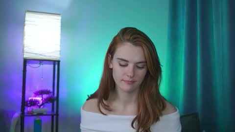 Snapshot of foxy_cute4you chatting on February 2026 10:44:01 PM Eva online show from February 2026 10:44:01 PM