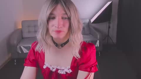 Sue online show from February 2025 09:36:01 PM