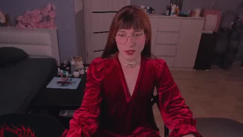 Sue online show from July 2026 09:44:02 PM