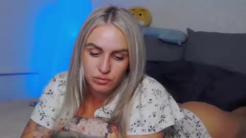 Foxy Kimmi online show from July 2026 06:31:02 AM