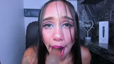 Snapshot of foxy_samy chatting on May 2026 06:13:01 PM Samy online show from May 2026 06:13:01 PM