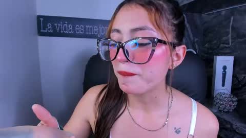 Miss Vilma online show from May 2026 06:02:02 PM