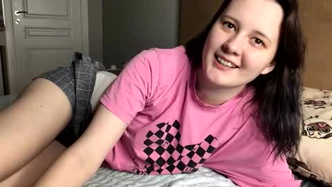 Kate online show from September 2025 08:27:01 AM