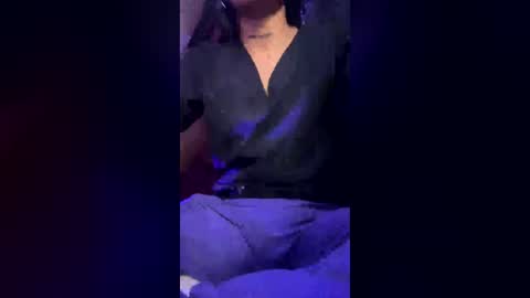 foxyhillx online show from July 2026 10:56:01 PM