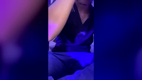 foxyhillx online show from July 2026 07:38:02 PM
