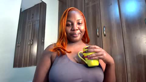 Snapshot of foxykay1 chatting on December 2024 04:18:01 AM Kayla online show from December 2024 04:18:01 AM