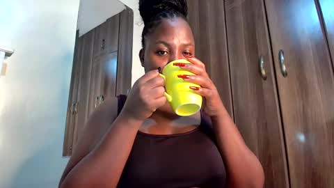 Snapshot of foxykay1 chatting on January 2025 04:04:01 AM Kayla online show from January 2025 04:04:01 AM