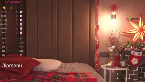 Snapshot of foxylovesyou chatting on December 2024 12:16:02 PM foxylovesyou online show from December 2024 12:16:02 PM