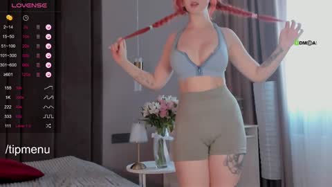 Snapshot of foxylovesyou chatting on February 2025 09:13:02 AM foxylovesyou online show from February 2025 09:13:02 AM