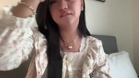 Snapshot of foxyluscious chatting on February 2026 08:37:02 AM Ms Celeste Anne online show from February 2026 08:37:02 AM