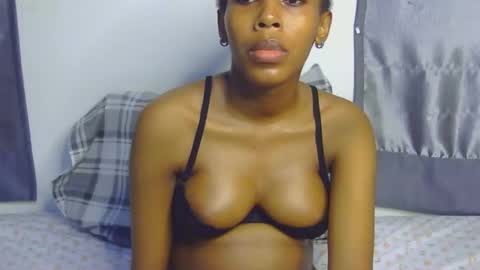 Snapshot of foxypennyy chatting on November 2025 08:56:01 AM foxypennyy online show from November 2025 08:56:01 AM