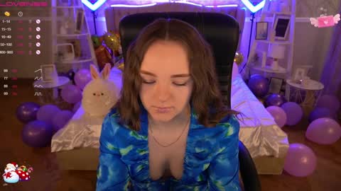 Snapshot of foxyshyyy chatting on January 2025 09:59:02 AM Inna online show from January 2025 09:59:02 AM