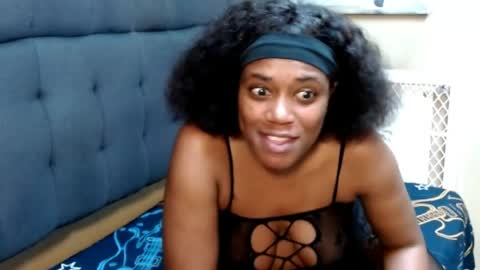 foxyvibez online show from June 2026 01:11:01 PM