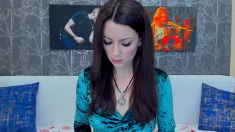 Snapshot of foxyx1 chatting on January 2025 01:47:01 PM Foxy online show from January 2025 01:47:01 PM