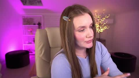 Kate online show from April 2026 09:31:01 PM