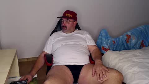 Snapshot of fraboys chatting on November 2025 07:27:01 AM Fraboys online show from November 2025 07:27:01 AM