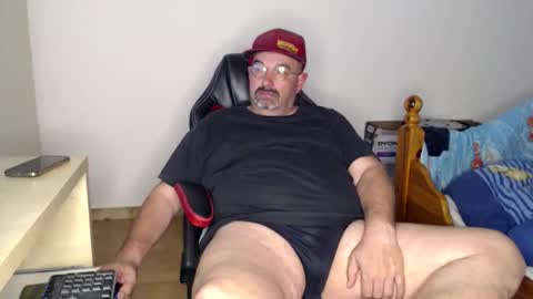 Fraboys online show from April 2026 06:27:01 PM