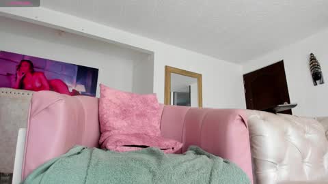 IM FRAIDER online show from January 2025 07:20:02 PM