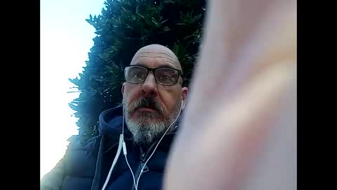 Snapshot of frajimhorm chatting on December 2025 11:04:02 AM frajimhorm online show from December 2025 11:04:02 AM