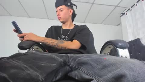 Fran online show from January 2026 05:01:01 AM