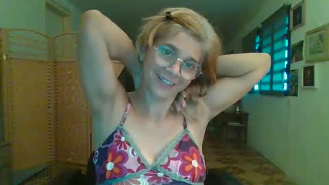 francelune online show from January 2026 02:41:01 PM