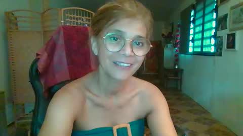 francelune online show from January 2026 12:54:02 PM