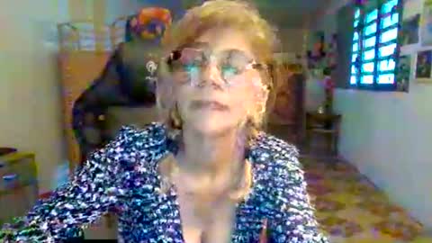 francelune online show from February 2026 01:10:01 PM