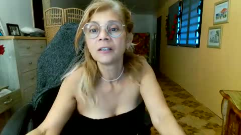 francelune online show from May 2026 01:08:02 PM