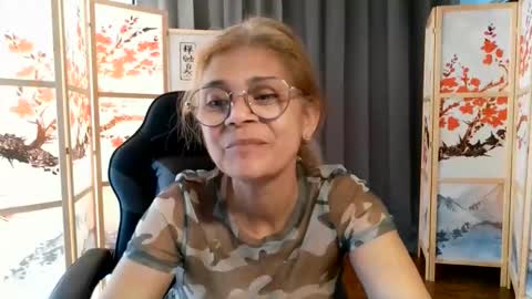 francelune online show from June 2026 08:27:02 AM
