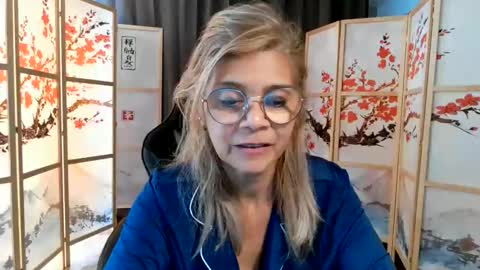 francelune online show from June 2026 02:17:02 PM