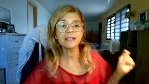 francelune online show from August 2026 10:03:01 AM