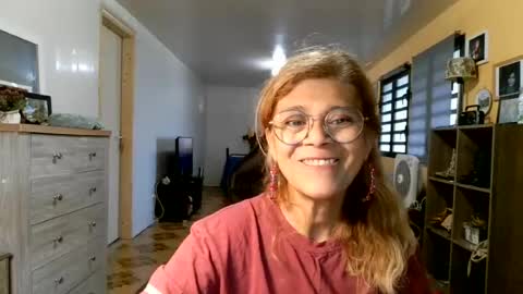 francelune online show from August 2026 11:35:02 AM