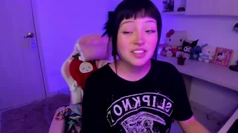 Snapshot of francesca_7 chatting on January 2025 06:54:01 PM francesca_7 online show from January 2025 06:54:01 PM