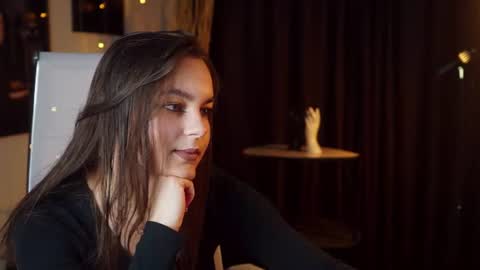 Snapshot of francescacavaliere chatting on June 2026 01:04:02 PM Francesca online show from June 2026 01:04:02 PM