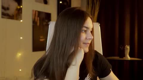 Snapshot of francescacavaliere chatting on June 2026 12:53:01 PM Francesca online show from June 2026 12:53:01 PM