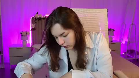 Snapshot of francescacavaliere chatting on June 2026 10:18:01 AM Francesca online show from June 2026 10:18:01 AM
