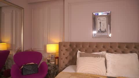 francescadante online show from June 2026 07:12:02 AM