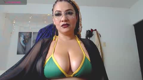 franchesca lussuria online show from March 2026 12:44:01 AM