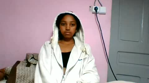 francia333068 online show from June 2026 06:39:02 PM