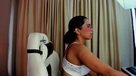 francis_20 online show from March 2026 01:40:02 PM